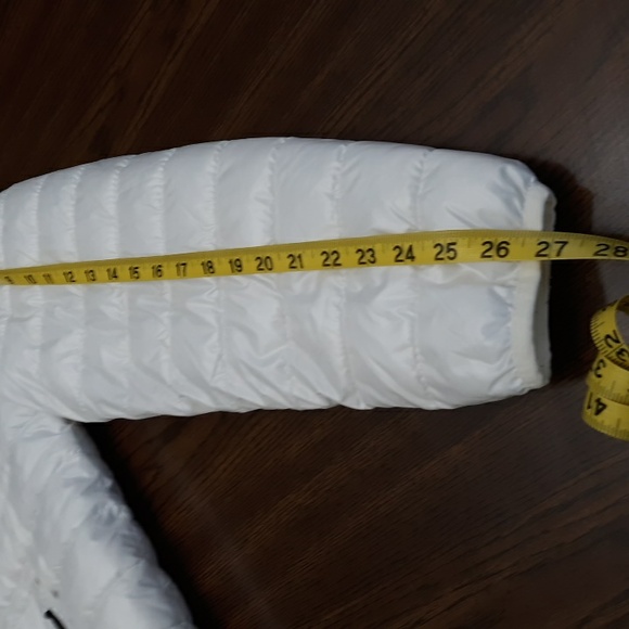 Kenneth Cole Puffer Jacket - Picture 8 of 9